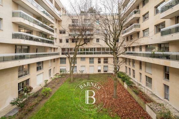 Paris 7ème, Appartement 2 Chambres -  105 m² à vendre