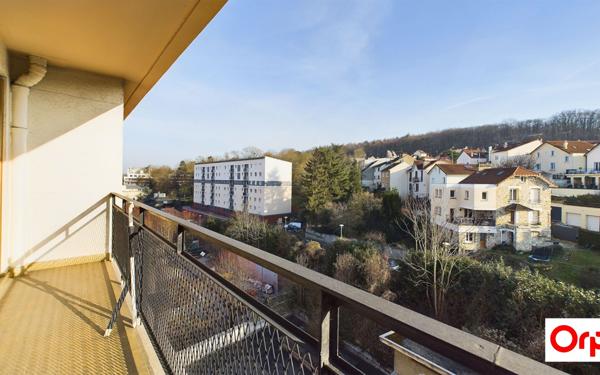 Appartement à vendre    4 pièces • 62,40 m2 Chaville