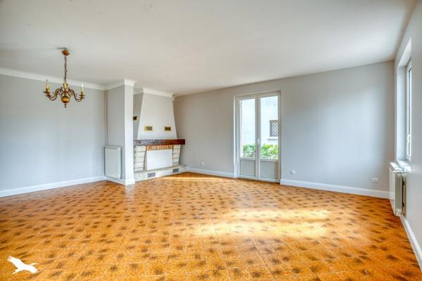 Maison à vendre 187 000 € Pineuilh 4 p 100 m² DPE C
