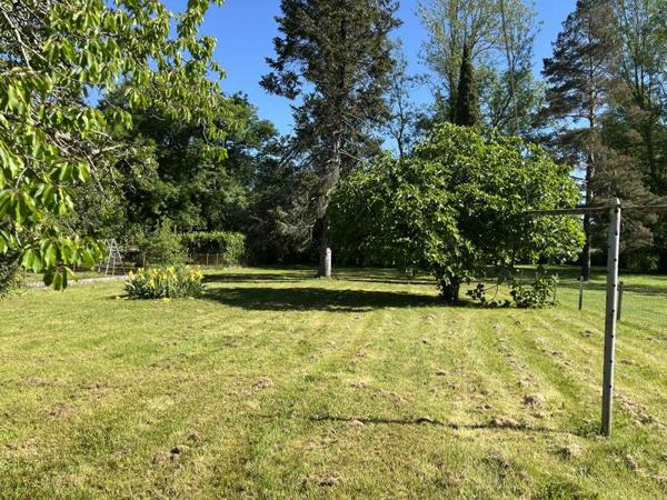 Maison à vendre 187 000 € Pineuilh 4 p 100 m² DPE C