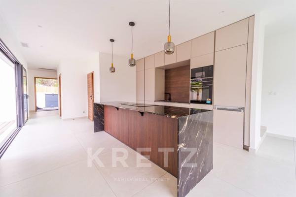 Villa contemporaine en bord de mer