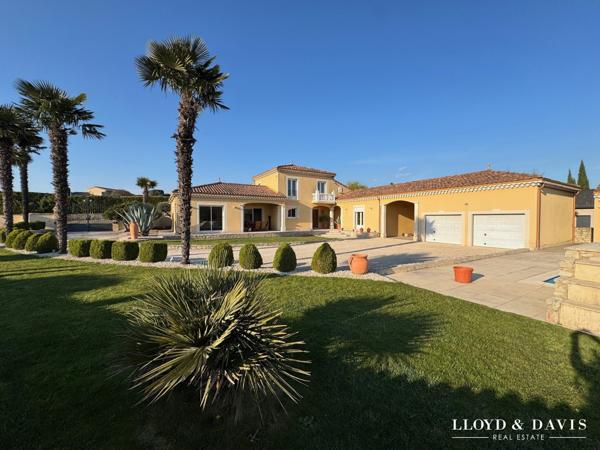 Villa familiale avec piscine & prestations premium Secteur Beauvallon