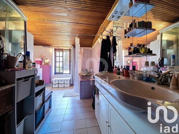 Longère 8 pièces de 280 m² à Valravillon (89110)