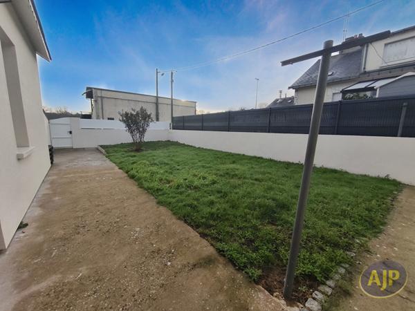 Location maison Segre : 640 € - AJP Immobilier Segré