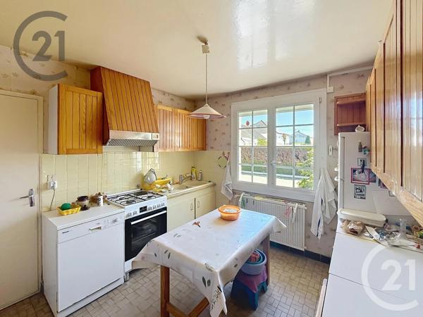 Maison à vendre  3 pièces - 82 m 2   CHENY  - 89