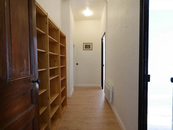 appartement avec cave et balcon