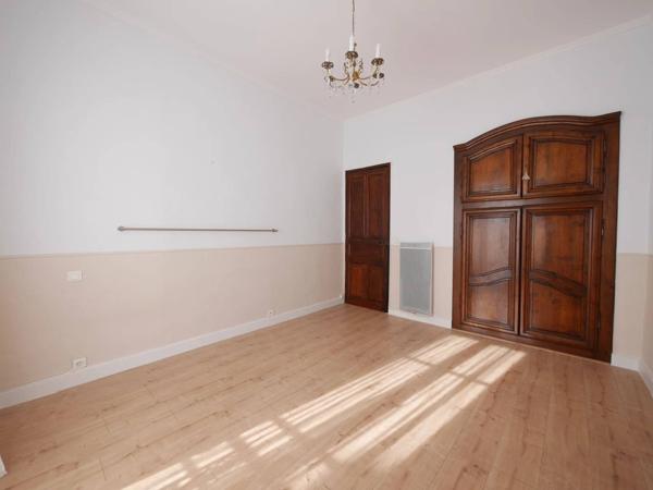 appartement avec cave et balcon