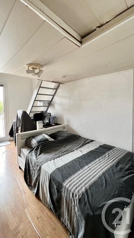 Appartement F5 à vendre  5 pièces - 80,64 m2 LA LONDE LES MAURES - 83