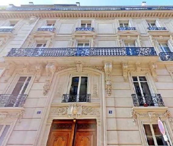 Bureaux à louer à PARIS 75017