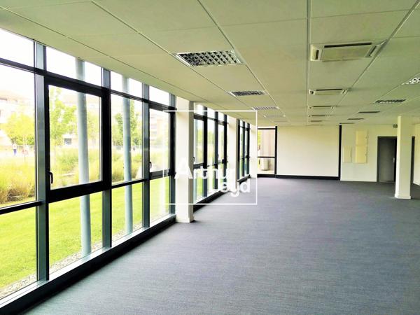 Bureaux à louer à Colomiers - espaces rénovés