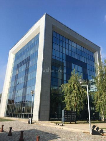 BUREAUX à LOUER de 178 m²