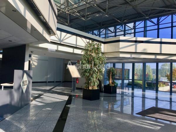 BUREAUX à LOUER de 178 m²