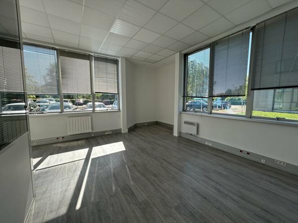 BUREAUX à LOUER de 178 m²