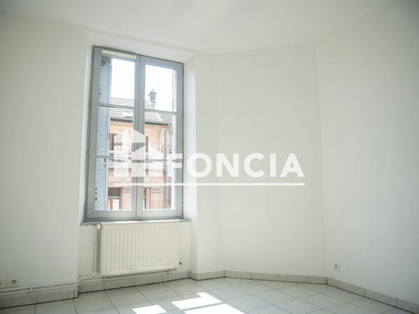 Location Appartement 4 pièces 75.69 m² - Luxueil Les Bains 70300