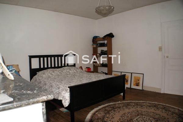 MAISON RENOVEE  CHAMBRES GRENIER AMENAGEABLE