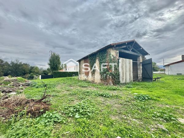 BÂTISSE EN PIERRE A RÉNOVER A NIORT ACCES SEVRE