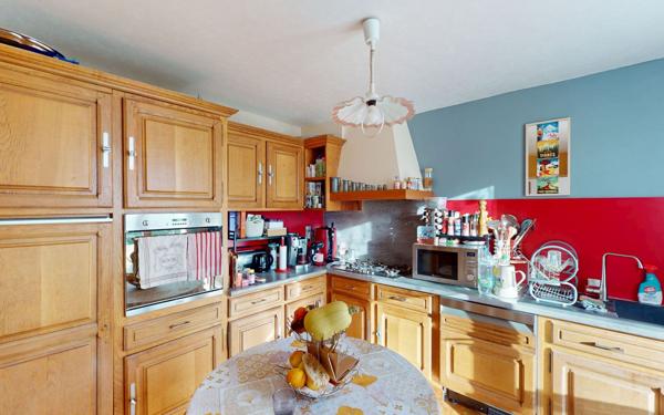 Maison à vendre    6 pièces •  Vasteville