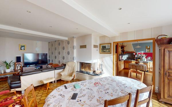 Maison à vendre    6 pièces •  Vasteville