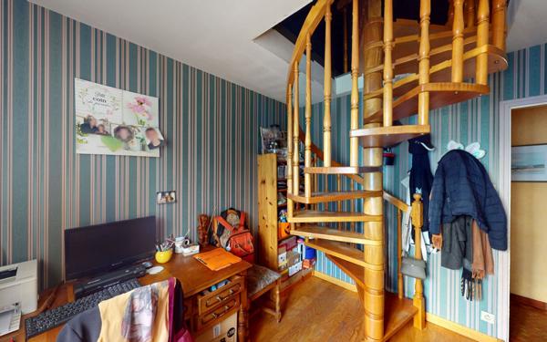 Maison à vendre    6 pièces •  Vasteville