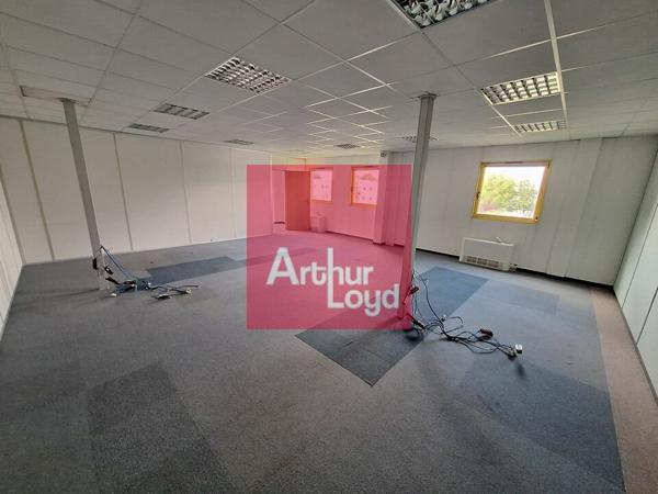 AUBIERE LA PARDIEU BUREAUX 570 M² A LOUER