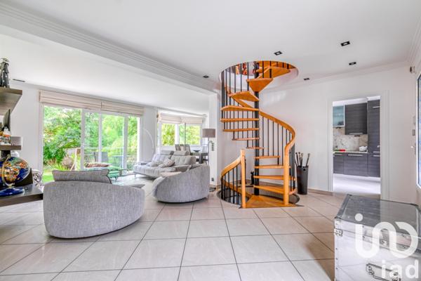 Maison à vendre 6 pièces 180 m² Montreuil