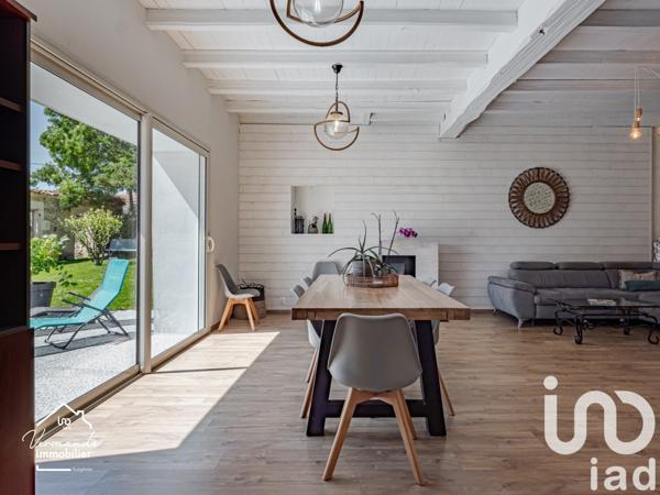 Maison à vendre 9 pièces 265 m² Saint-Crépin