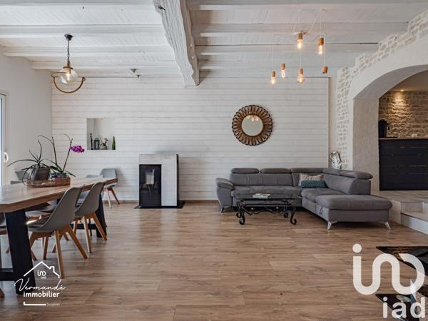 Maison à vendre 9 pièces 265 m² Saint-Crépin