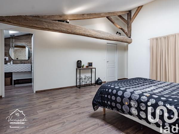 Maison à vendre 9 pièces 265 m² Saint-Crépin