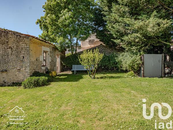 Maison à vendre 9 pièces 265 m² Saint-Crépin