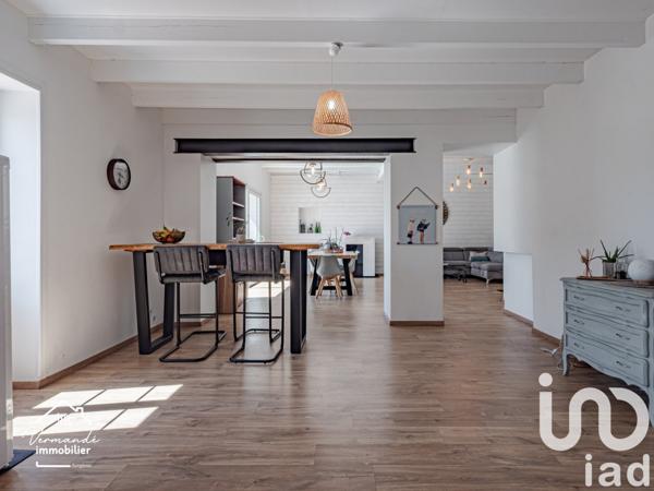 Maison à vendre 9 pièces 265 m² Saint-Crépin