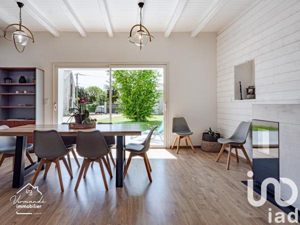 Maison à vendre 9 pièces 265 m² Saint-Crépin