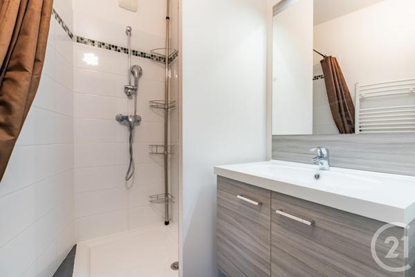 Appartement F4 à vendre  4 pièces - 76 m2 GENNEVILLIERS - 92