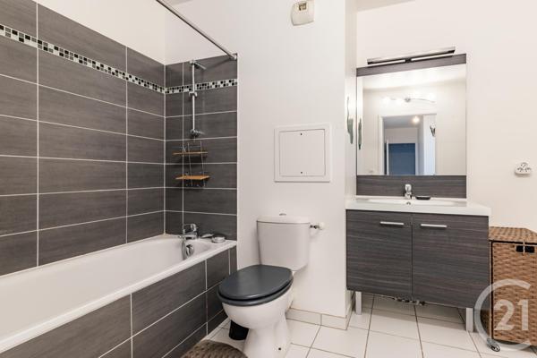 Appartement F4 à vendre  4 pièces - 76 m2 GENNEVILLIERS - 92