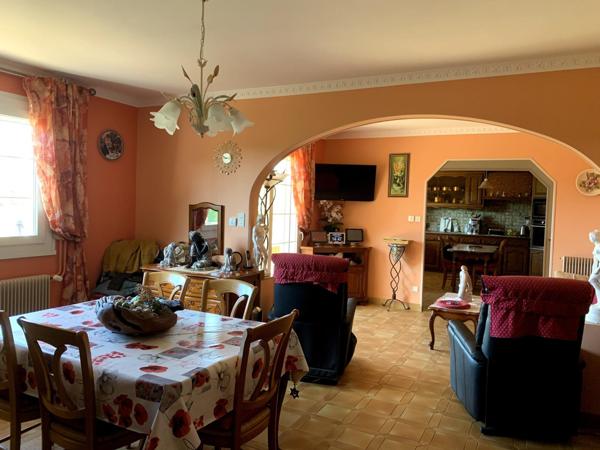 Jolie maison avec jardin