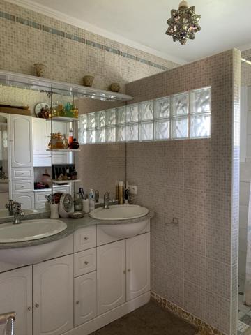 Jolie maison avec jardin