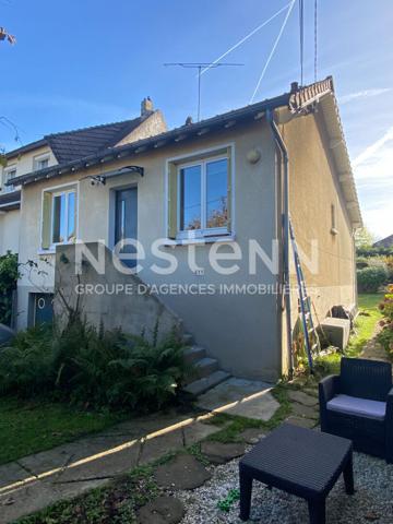 Maison conviviale dans le secteur très recherché de Gommonvilliers- Proche commerces de Place de la Ferme - Proche écoles et collège -Proche axes routiers et Plateau de Saclay
