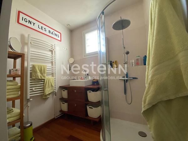 Maison conviviale dans le secteur très recherché de Gommonvilliers- Proche commerces de Place de la Ferme - Proche écoles et collège -Proche axes routiers et Plateau de Saclay