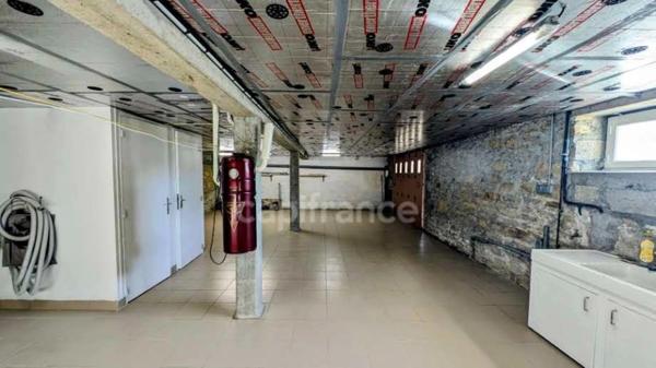 A LOUER - MAISON 4 CHAMBRES - 111,5 m² - KERFEUTEUN