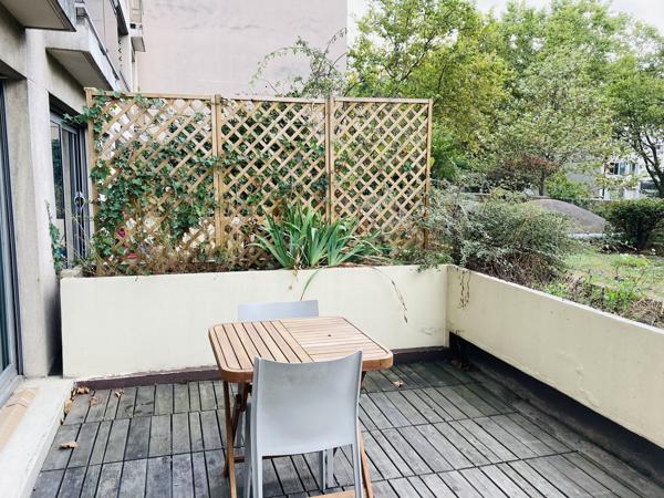 Montrouge (92120) A louer : Très beau studio meublé avec terrasse de 14m²