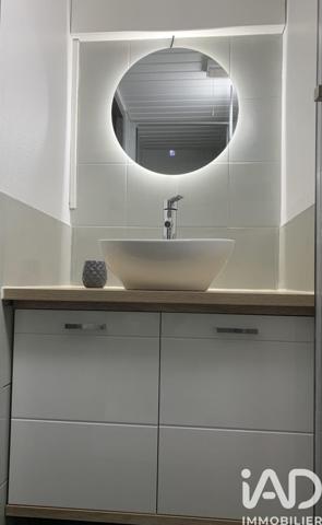 Location studio 35 m² Dole