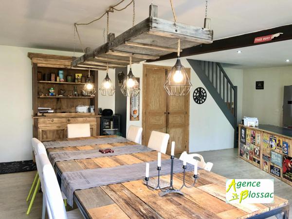 PROPRIETE SINGULIERE DE  325 M2 HABITABLES // 30 MN POITIERS/CHATELLERAULT