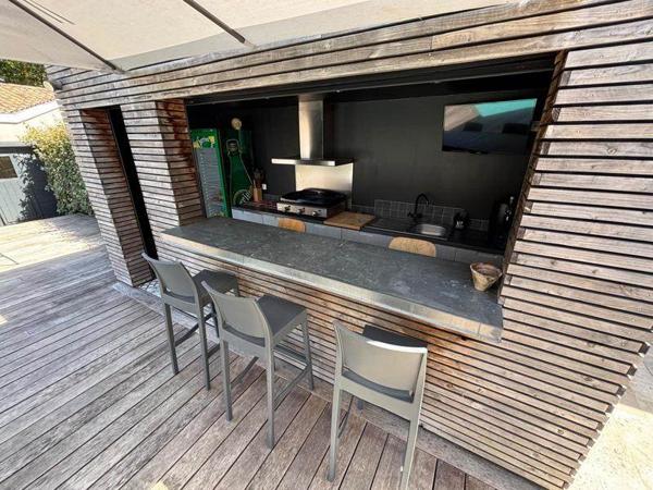 Maison à vendre 649 140 € Léognan 7 p 174 m² DPE D