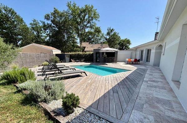 Maison à vendre 649 140 € Léognan 7 p 174 m² DPE D