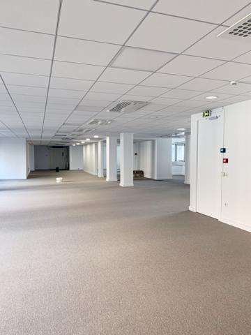 Au pied du RER A Nanterre-Préfecture - Bureaux lumineux et fonctionnels à louer