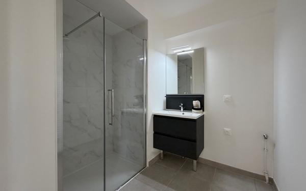 Appartement à louer    3 pièces • 61,60 m2 Nieul-sur-Mer