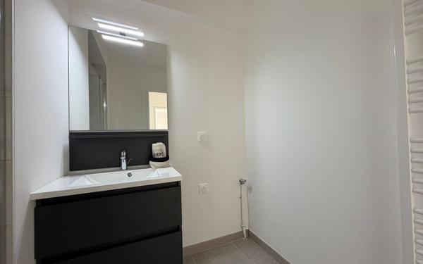 Appartement à louer    3 pièces • 61,60 m2 Nieul-sur-Mer