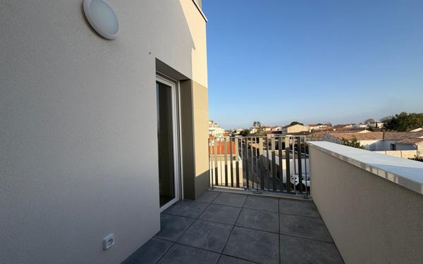 Appartement à louer    3 pièces • 61,60 m2 Nieul-sur-Mer