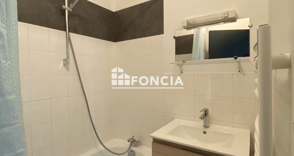 Location Appartement meublé 2 pièces 41.72 m² - Niort 79000
