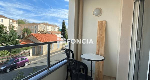 Location Appartement meublé 2 pièces 41.72 m² - Niort 79000