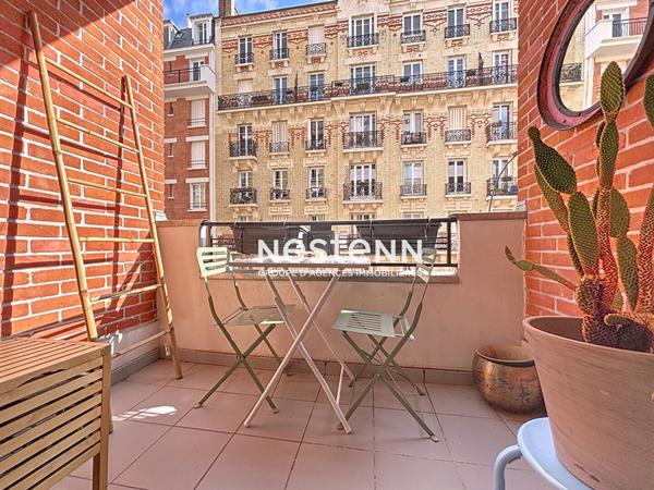 ISSY LES MOULINEAUX - Appartement 2 pièces avec balcon charme de l'ancien